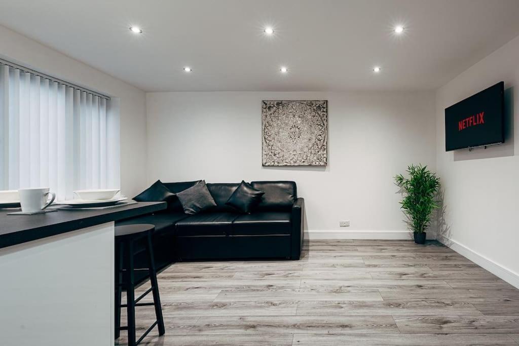 Park & Relax In 1Bd Central Liverpool Home Buitenkant foto