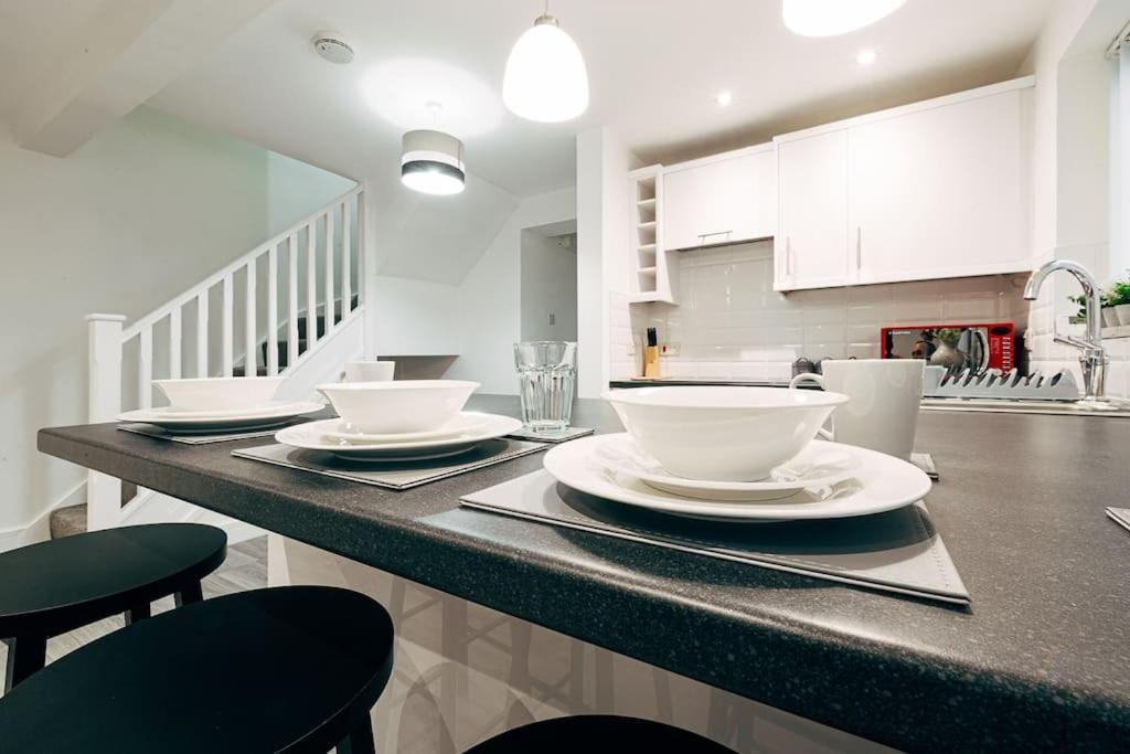 Park & Relax In 1Bd Central Liverpool Home Buitenkant foto